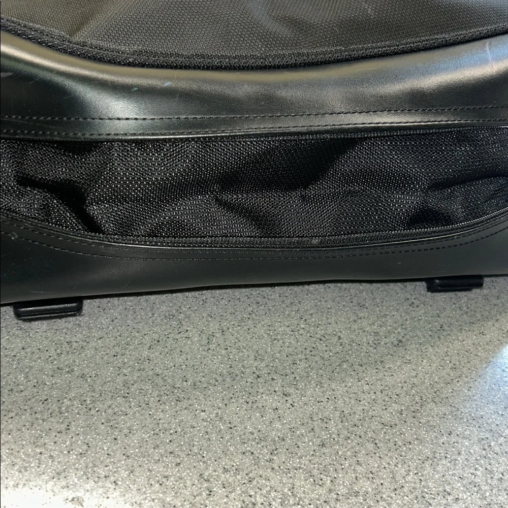 TUMI 508C Black ballistic nylon Messenger Bag/expandable weekender, laptop bag